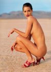 christy-turlington-by-sante-d-orazio-1991-2_orig.jpg