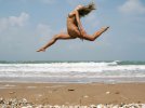 1679791823_hot-boombo-biz-p-women-jumping-chastnaya-erotika-12.jpg