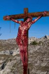 cona crucified small.jpg