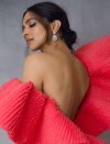 Deepika-back13.jpg